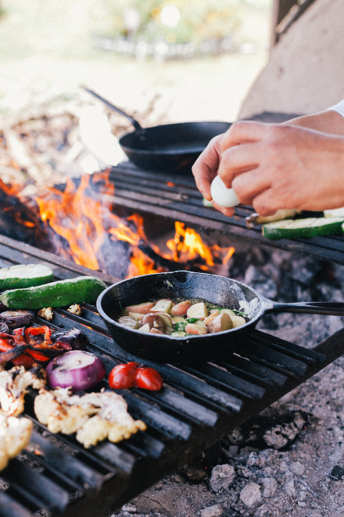 Constanza Miranda Cook Grill Food Vegetables Onion Peppers Egg Hands Man Cauliflower Pan Pepper Red White Oil Fire
