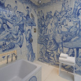 Azulejo-Suite-bathroom