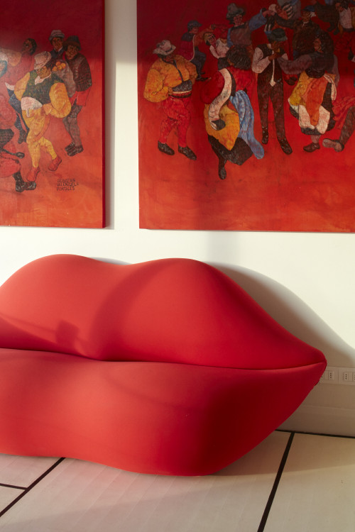 VIK  Hotel Interior Rooms sofa Valenzuela Suite detail Bocca Gufram guest Chile