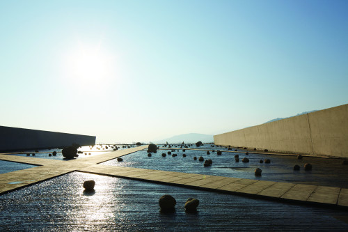 Exterior Cristóbal Palma Sloping Plaza sun rocks  footpath water path architecture