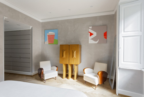 Galleria VIK Milano Italy Suites Deluxe Gallery Rooms  416  Grossi lights
bedroom double bed paintings mirror armchair