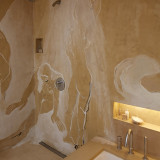 Formas-Master-Suite-Bathroom-in-the-Zinc-Negro-Bungalow