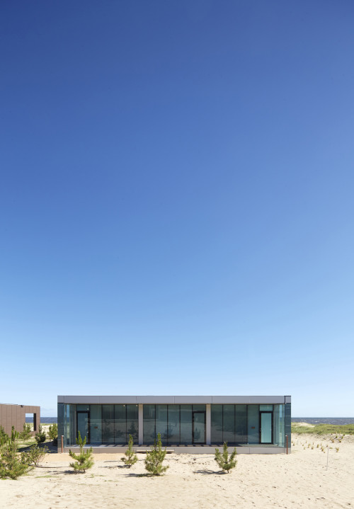 Bahía VIK José Ignacio Vidrio Bungalow window view sand bush blue sky sea exterior landscape