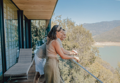 Carmen Cabezas Leonor Varela 2022 Hotel couple terrace landscape lake
